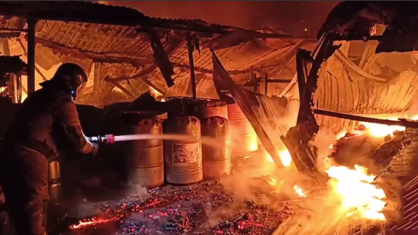 В Омске 25.03.2023 вспыхнул горящий пожар В Омске 25.03.2023 вспыхнул горящий пожар