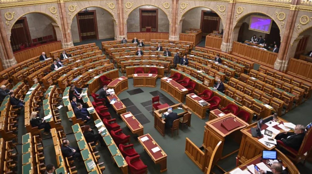 Парламент Венгрии одобрил вступление Финляндии в НАТО