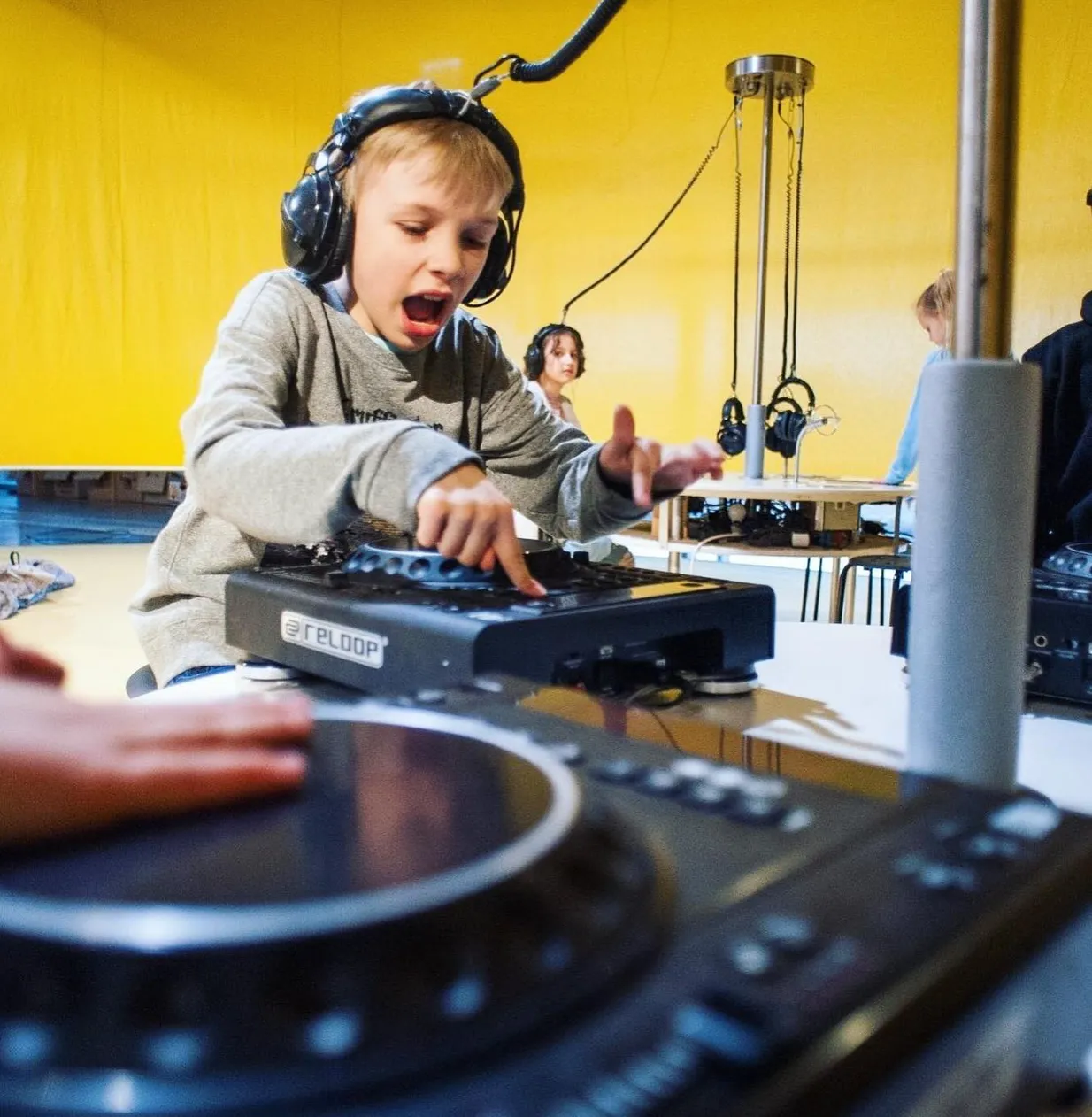 Діти у Музеї науки Коперника Діти у Музеї науки Коперника