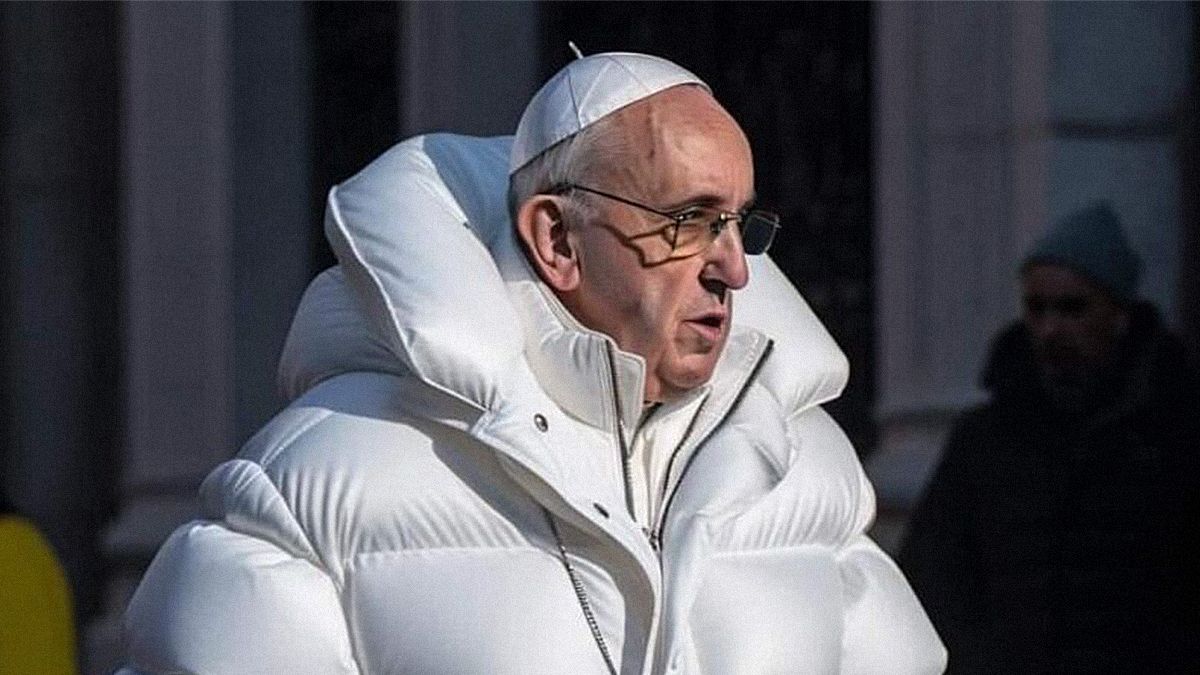 Поддельное изображение Папы Римского в надутом пуховике быстро распространяется по интернету