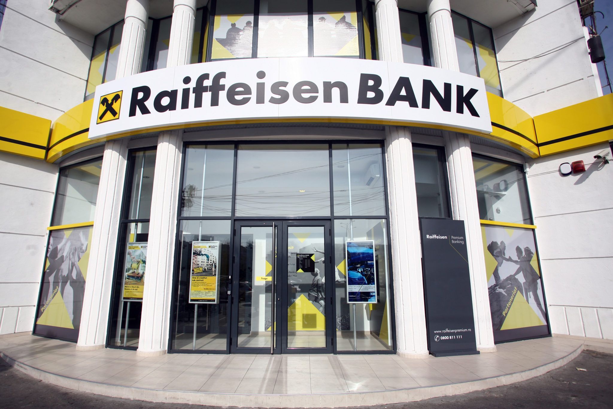 Raiffeisen хоче відокремити свій російський бізнес