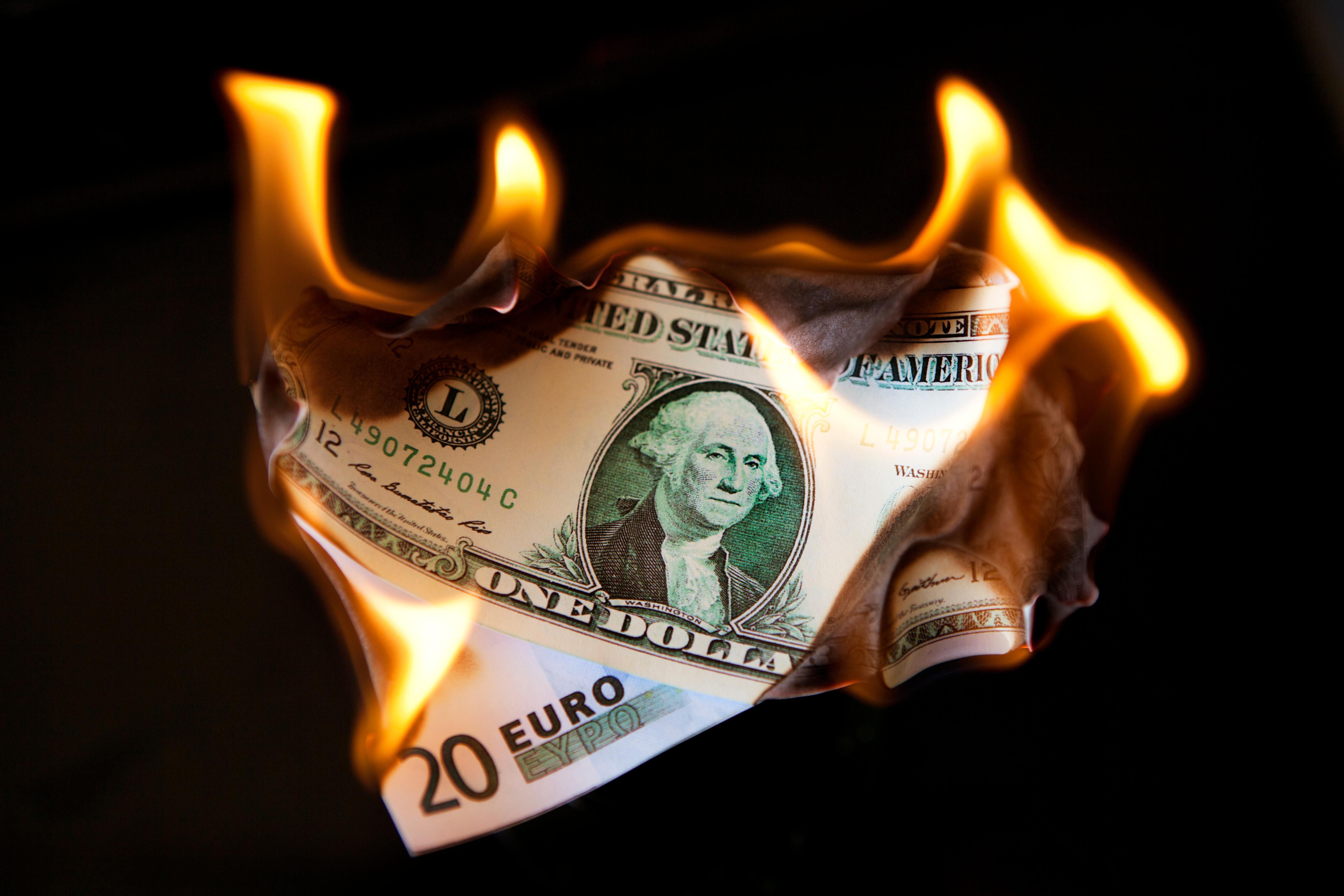 Доллар в апреле 2023 – сколько будет стоить американская валюта