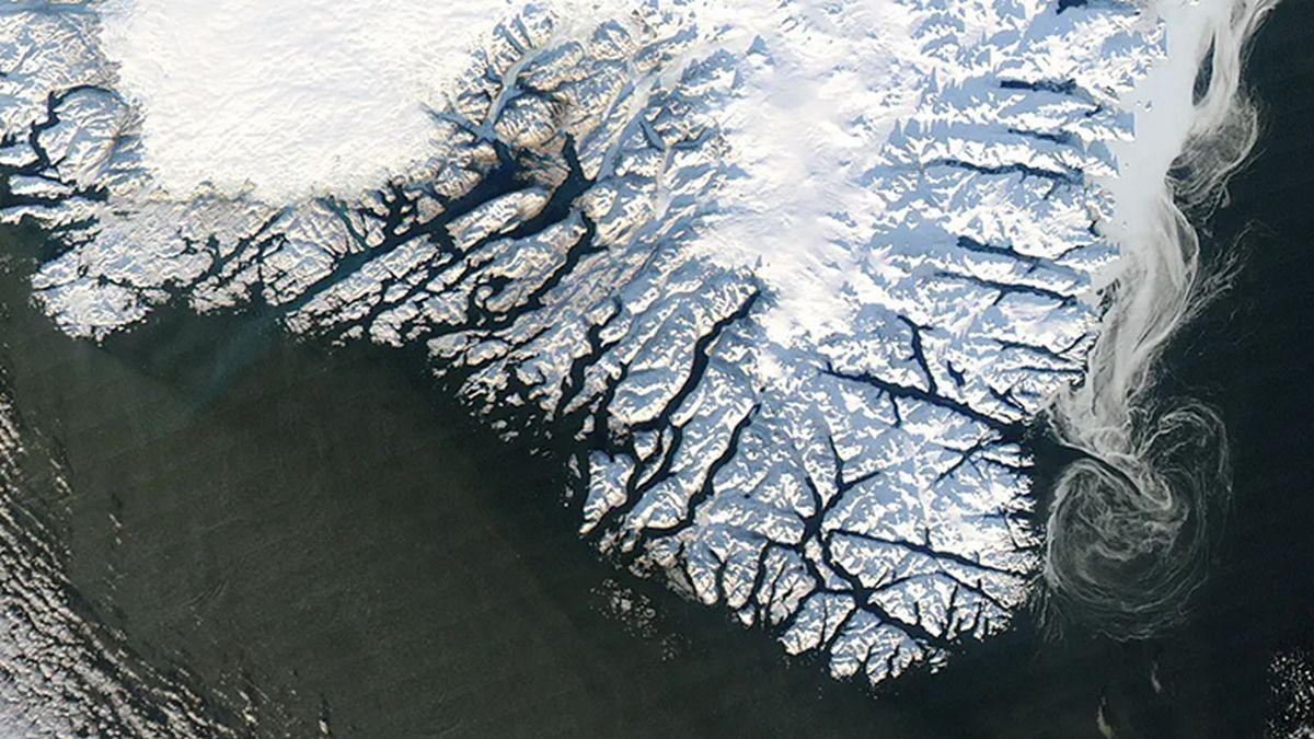 Зовсім скоро льодовик Гренландії розтане настільки, що більше не зможе відновитися