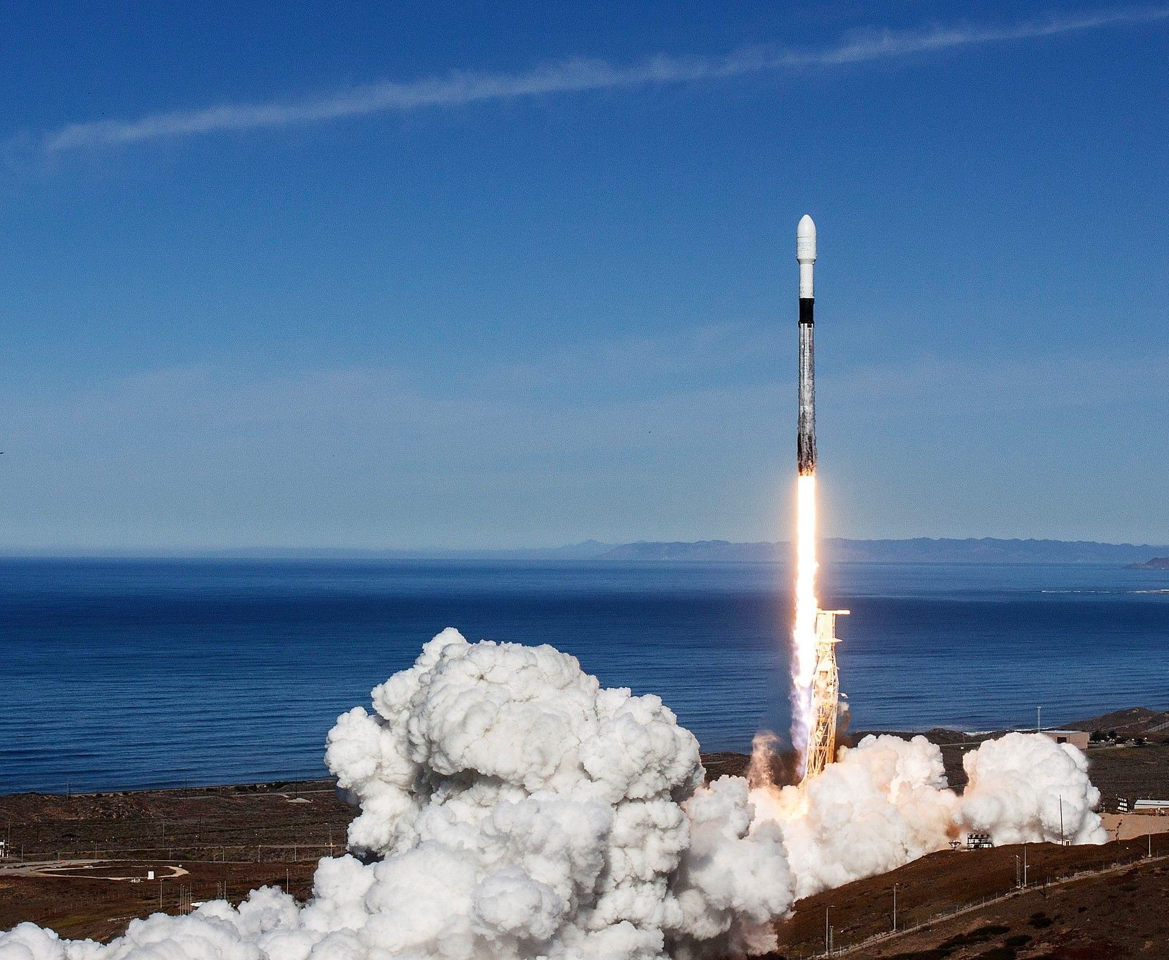 Запуск ракеты Falcon 9 (иллюстративный фото)
