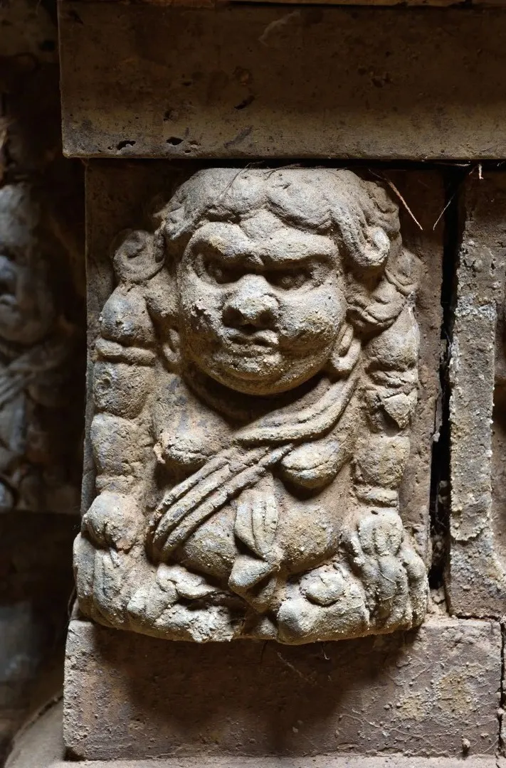 Гробниця Гробниця