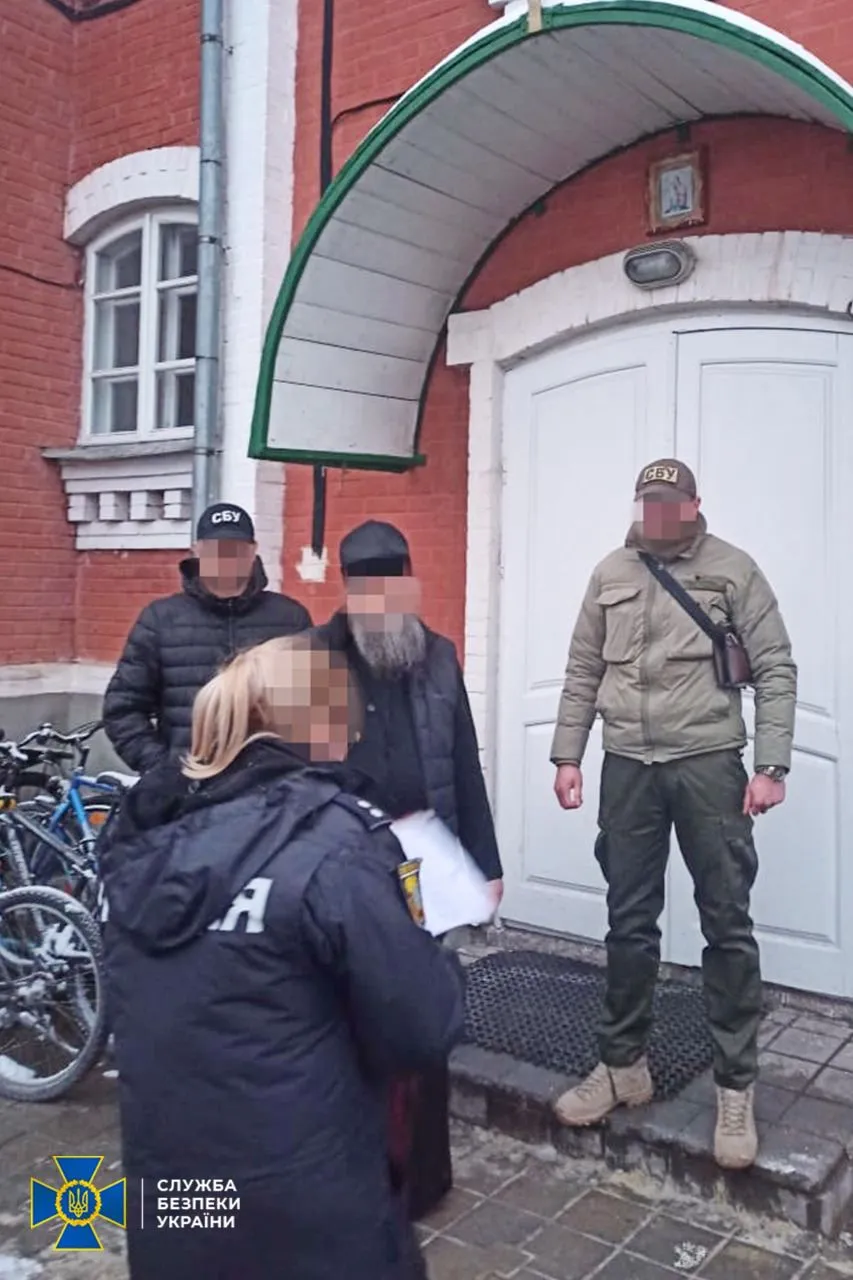 СБУ навідалася до Почаївської семінарії СБУ навідалася до Почаївської семінарії