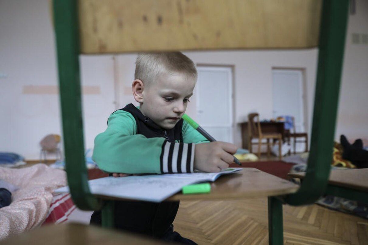 Освіта під час війни - в Україні ухвалили Концепцію закладів освіти, деталі від Лісового - Освіта