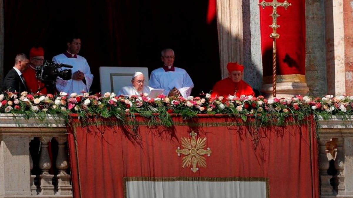 Папа Фринциск помолился за мир - 24 Канал