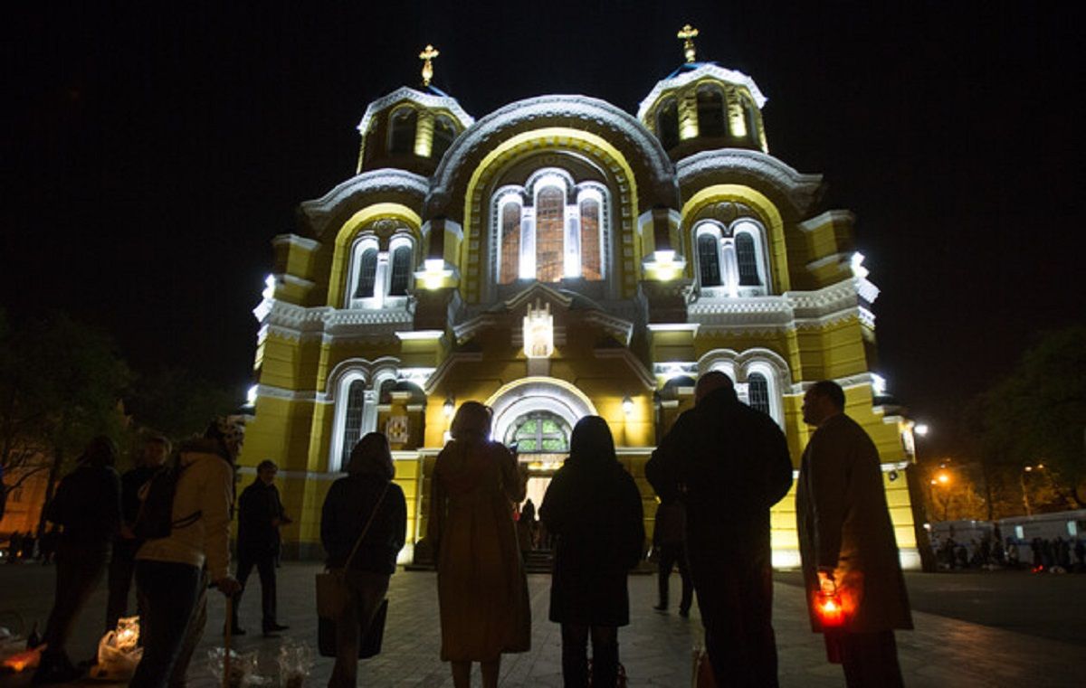 Як працюватимуть церкви вночі у Києві