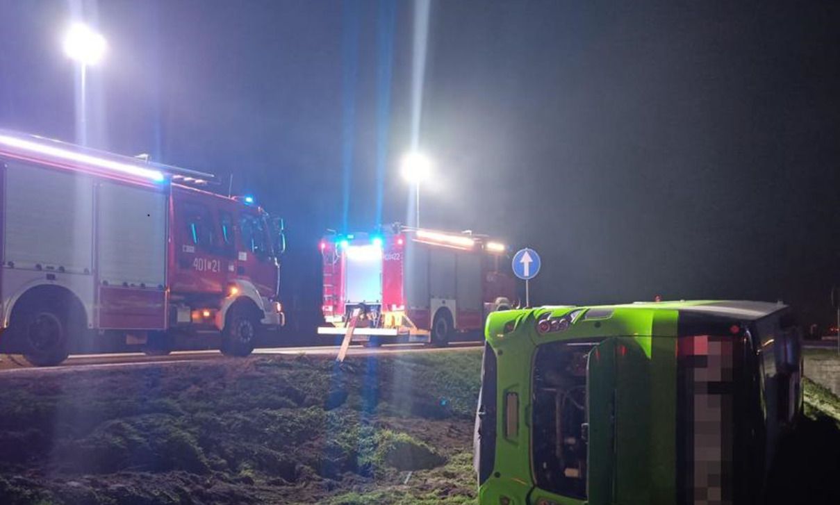 У Польщі перекинувся автобус з українцями У Польщі перекинувся автобус з українцями