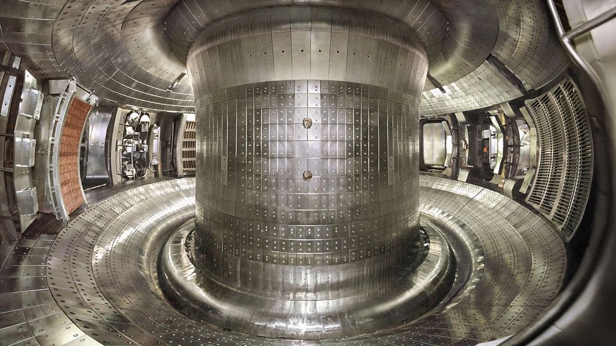 Установлен новый рекорд удержания плазмы в термоядерном реакторе Установлен новый рекорд удержания плазмы в термоядерном реакторе