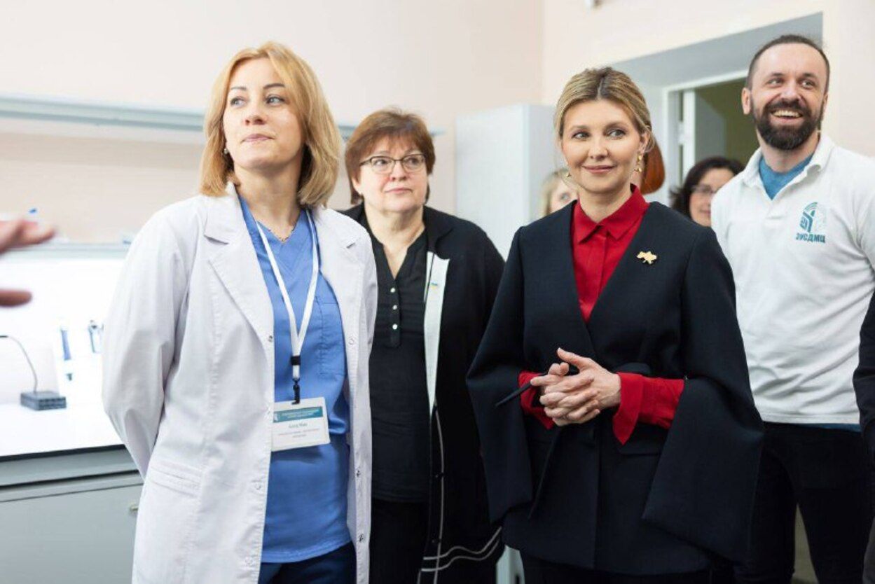 Визит Зеленской во Львов - первая леди и Ляшко посетили ряд медучреждений - 24 Канал