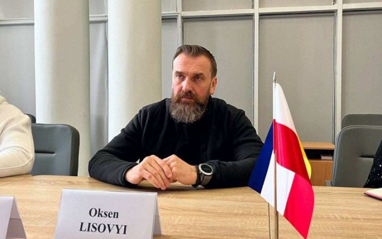 Оксен Лесной - Украина и Польша будут совершенствовать учебники по истории и географии - Образование Оксен Лесной - Украина и Польша будут совершенствовать учебники по истории и географии - Образование