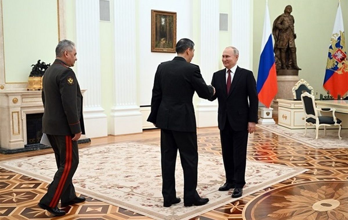 Ли Шанфу встретился с Путиным и Шойгу в Москве