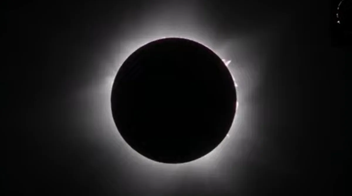 Повне сонячне затемнення 2023