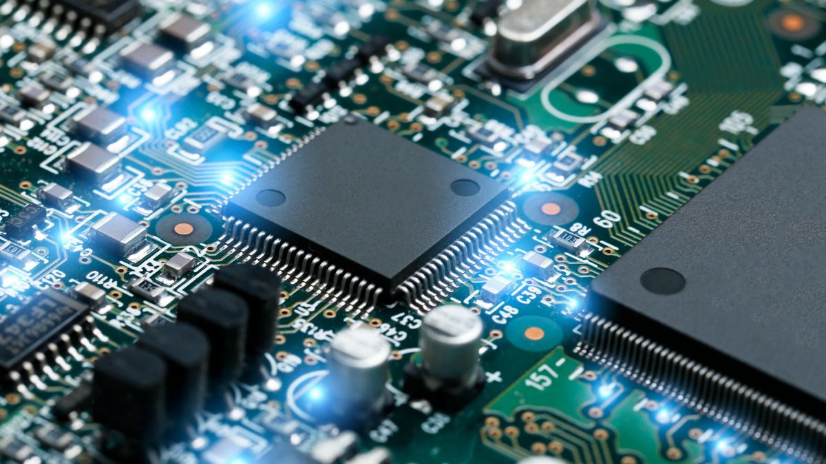 Microsoft розробляє власний процесор для навчання та роботи ШІ Microsoft розробляє власний процесор для навчання та роботи ШІ