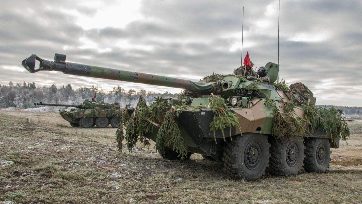 Легкие колесные танки AMX-10 RC уже в строю в Украине - видео Минобороны