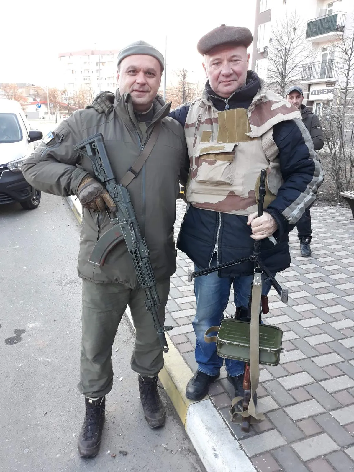 петро Мазін добровольцем пішов захищати Бучу петро Мазін добровольцем пішов захищати Бучу