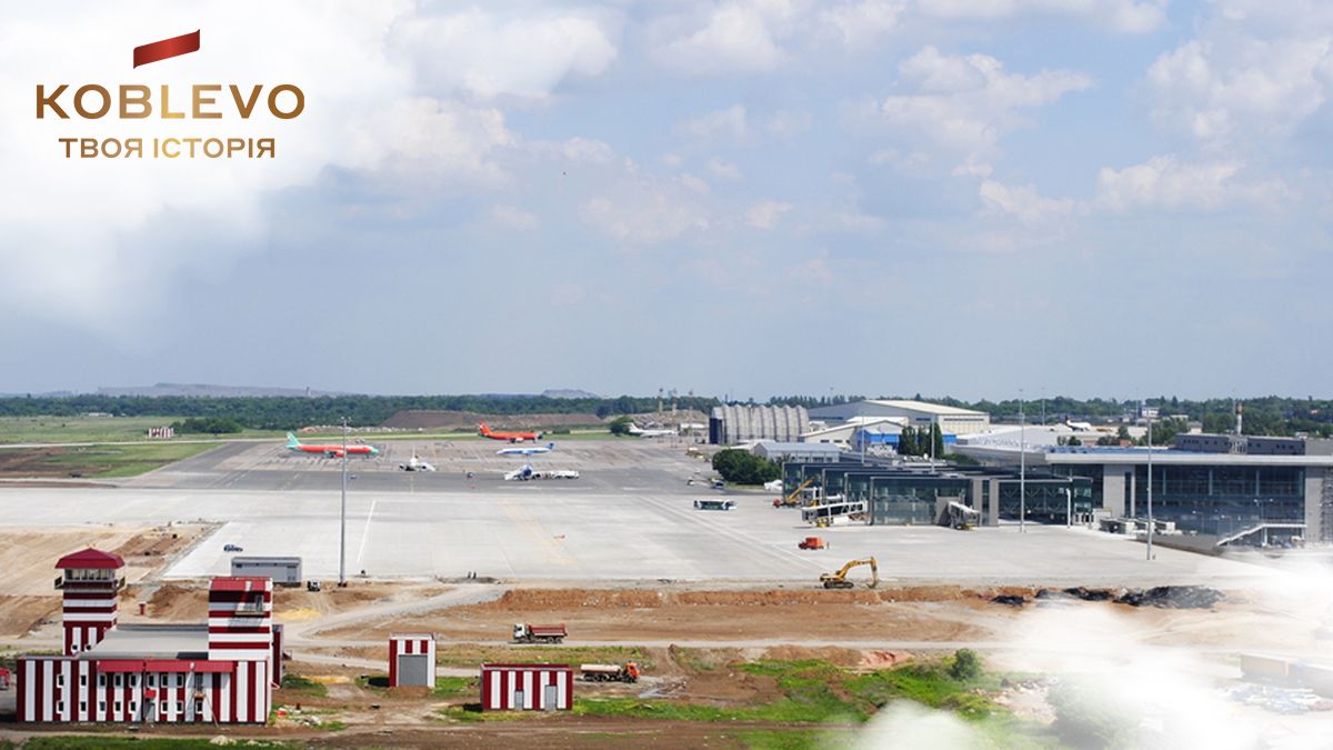 Реконструкція перону аеропорту Донецька до вторгнення Росії Реконструкція перону аеропорту Донецька до вторгнення Росії