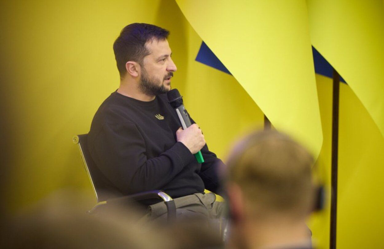 Навчання під час війни - Зеленський зробив заяву про повернення учнів до шкіл Навчання під час війни - Зеленський зробив заяву про повернення учнів до шкіл