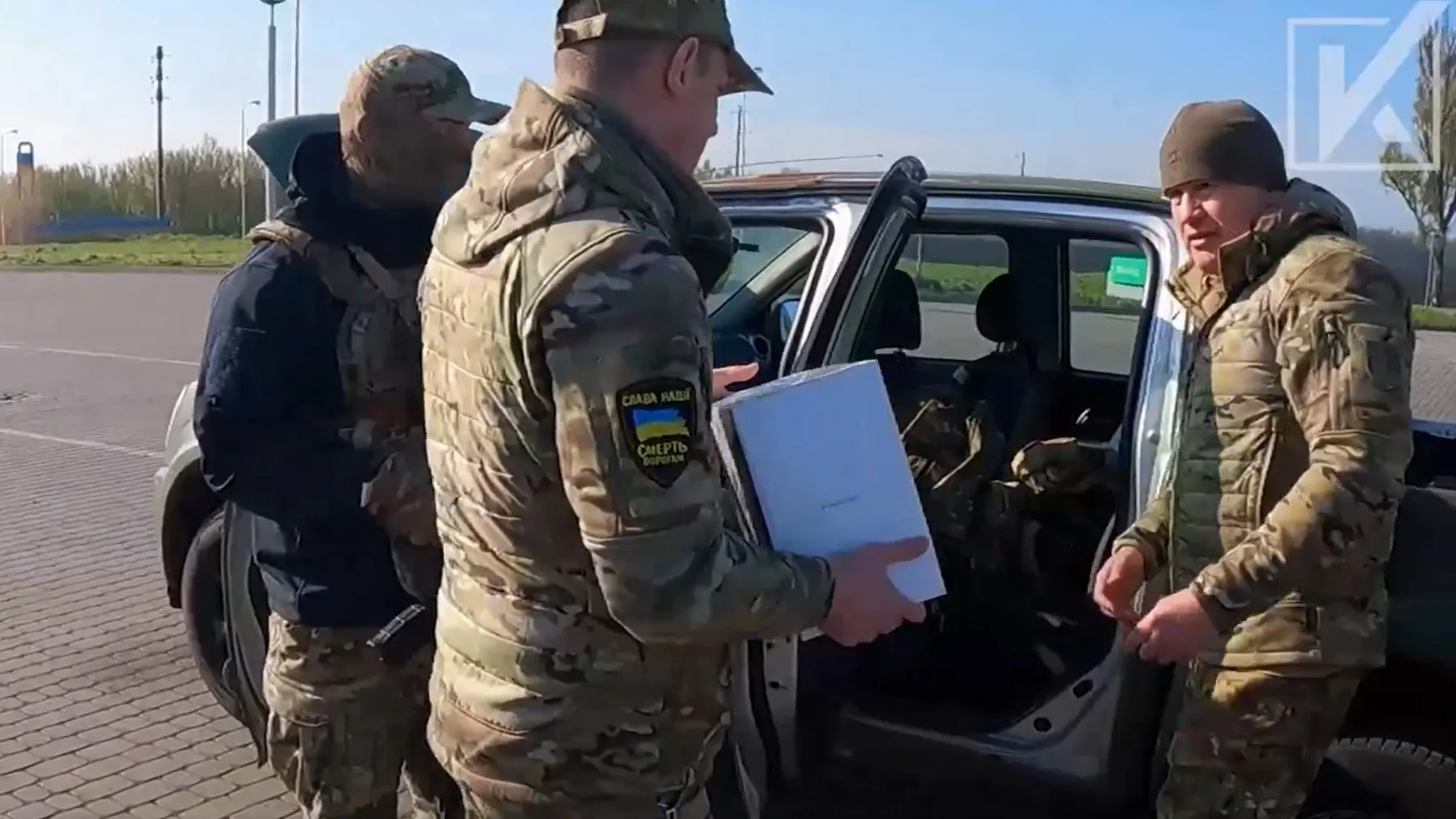 Помощь от волонтеров Помощь от волонтеров