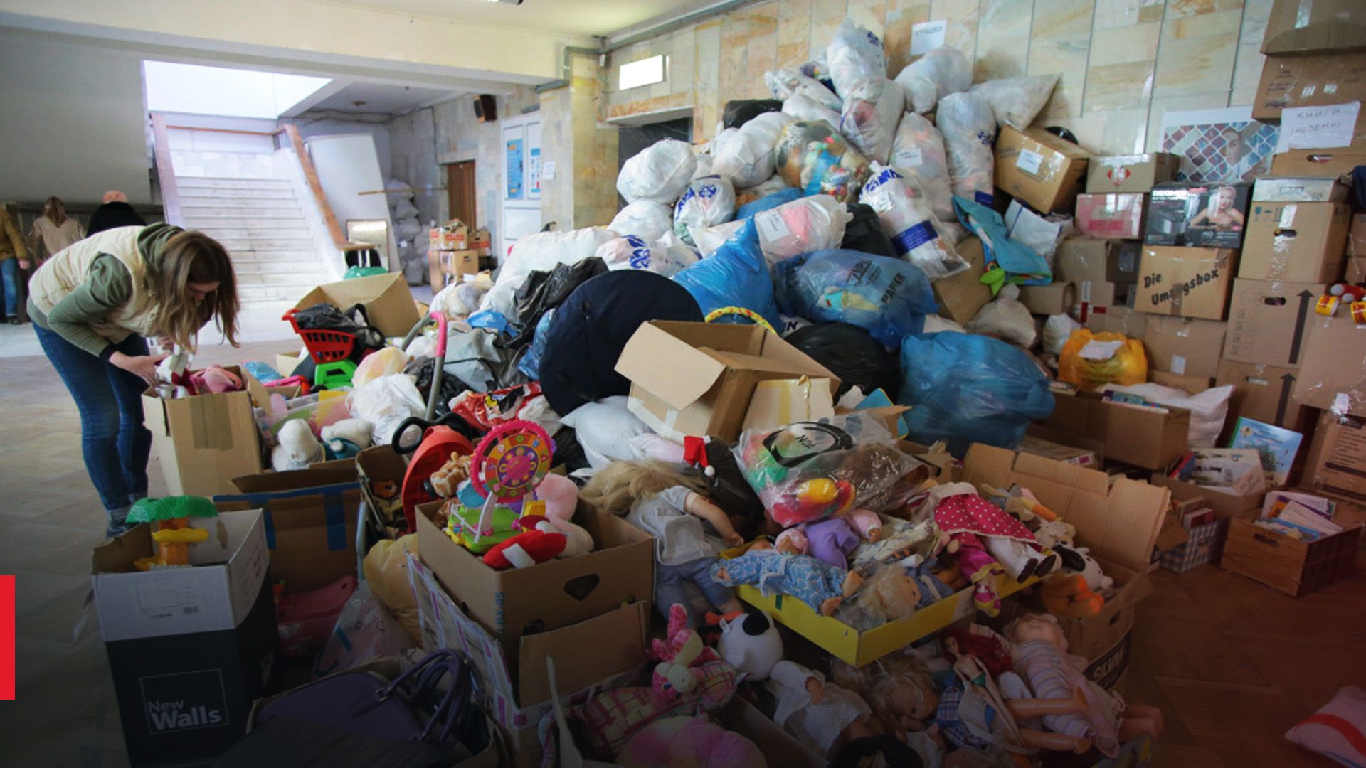 Люди, деньги и мусор: последствия войны, о которых неудобно говорить - 24 Канал Люди, деньги и мусор: последствия войны, о которых неудобно говорить - 24 Канал