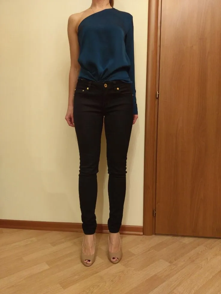 Антитрендовые штаны весны 2023 Антитрендовые штаны весны 2023