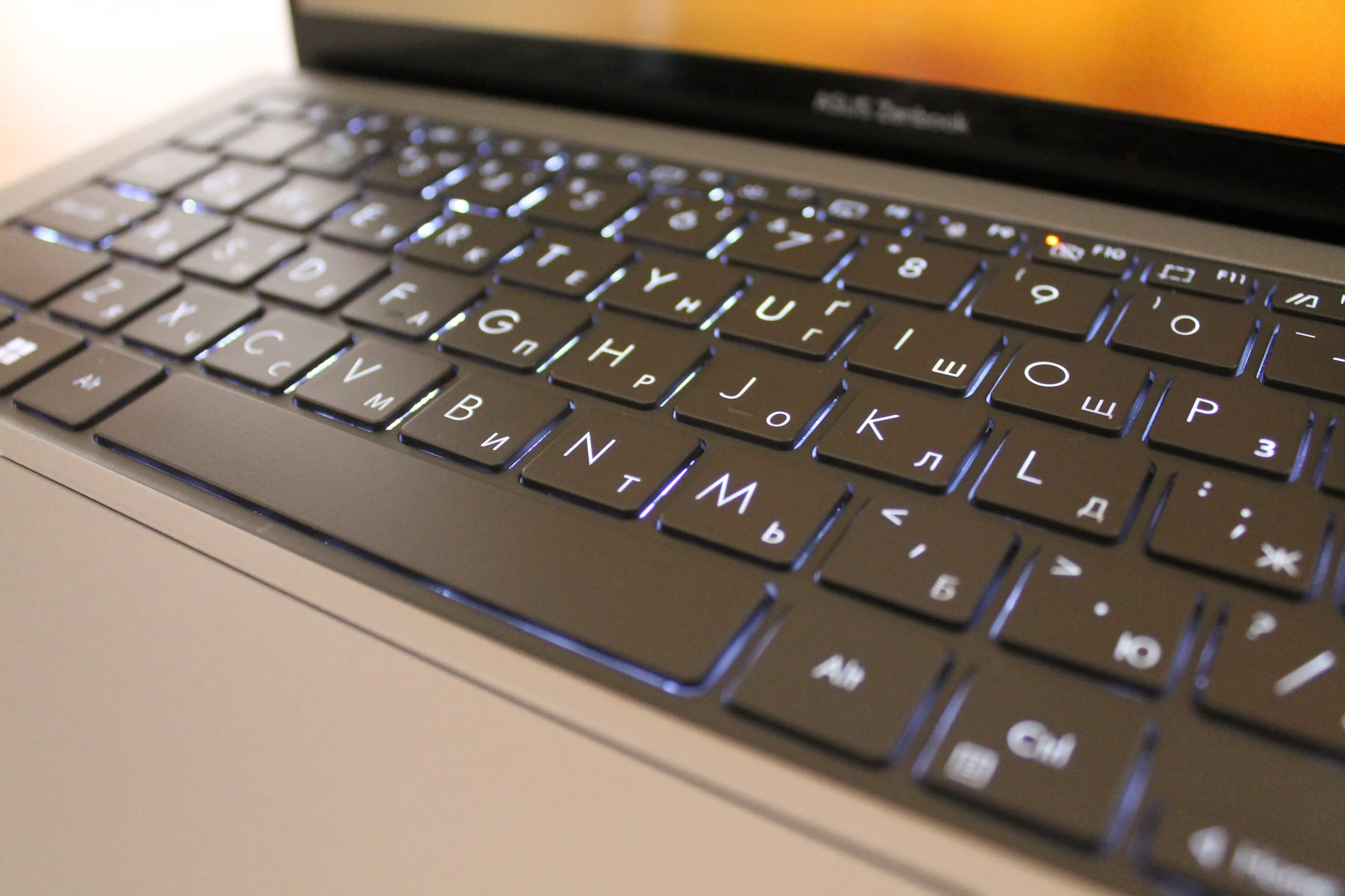 Клавиатура Дисплей Zenbook S 13 OLED Клавиатура Дисплей Zenbook S 13 OLED