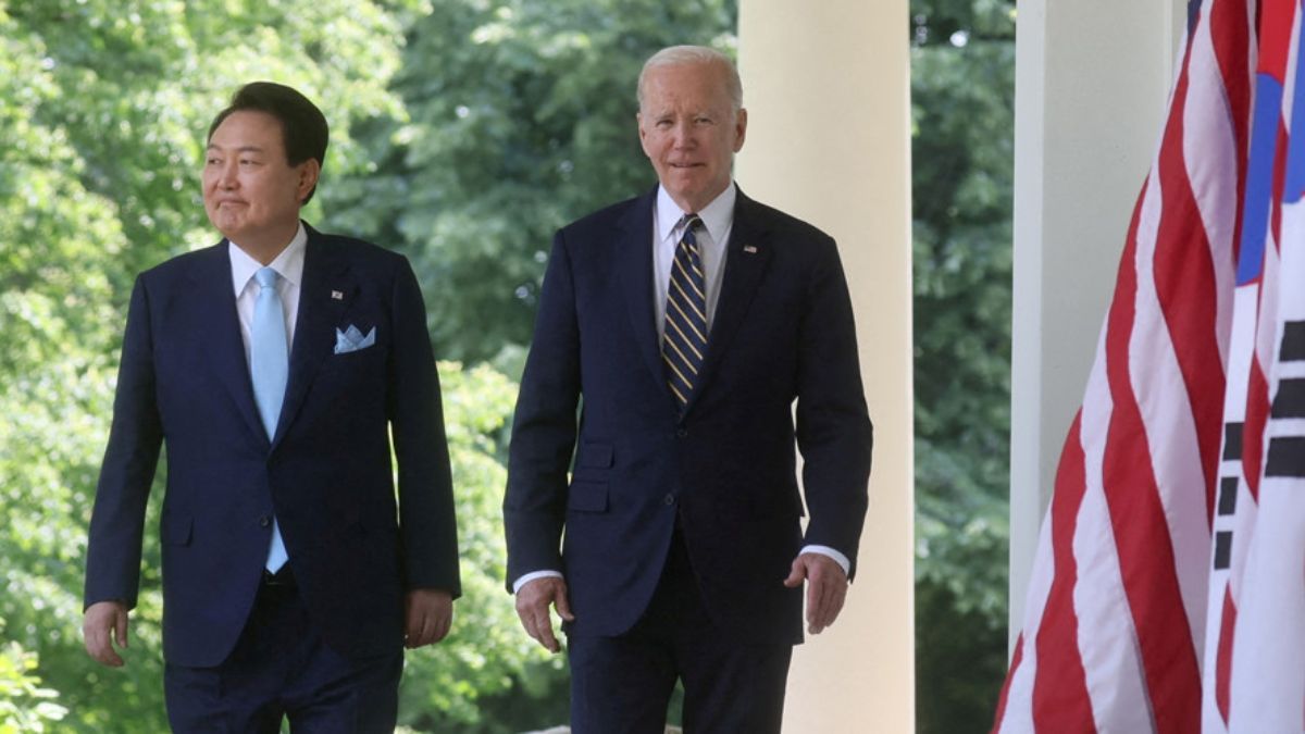 Президент Південної Кореї заспівав на прохання Джо Байдена - 24 Канал Президент Південної Кореї заспівав на прохання Джо Байдена - 24 Канал