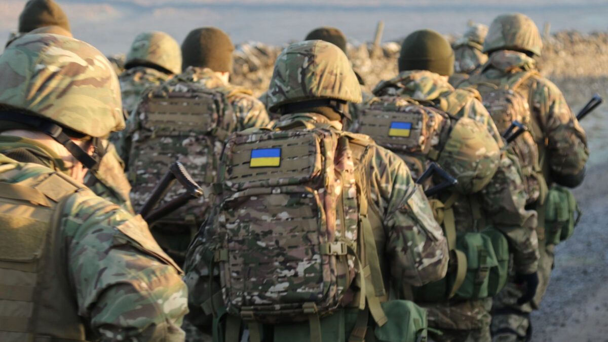 Українські військові готуються до контрнаступу