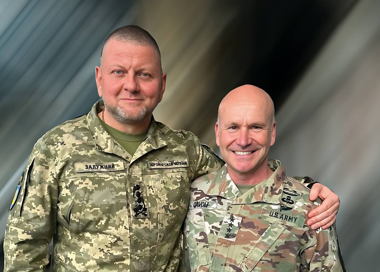 Залужный встретился с Каволи - о чем говорили главнокомандующие - 24 Канал Залужный встретился с Каволи - о чем говорили главнокомандующие - 24 Канал