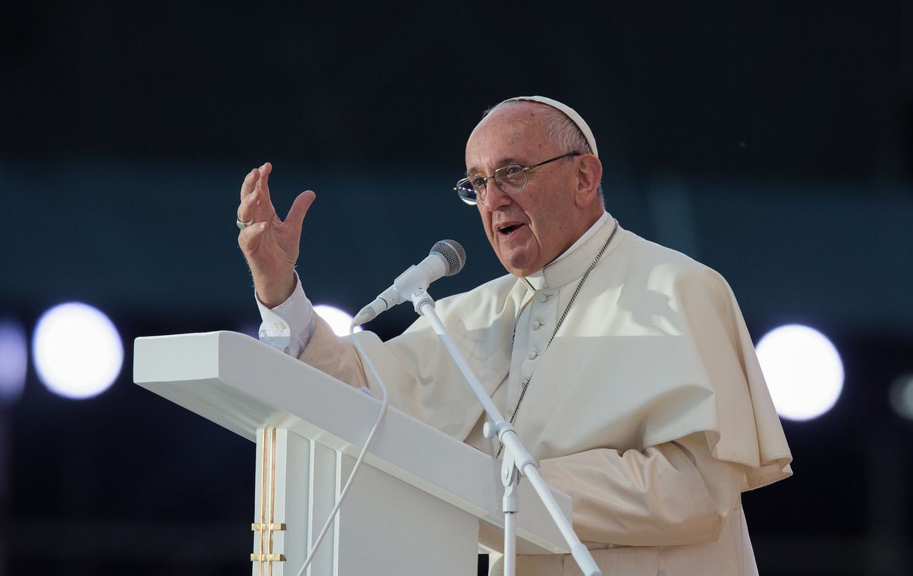 Папа Римський заявив, що бере участь у місії з досягнення миру в Україні - що відомо - 24 Канал