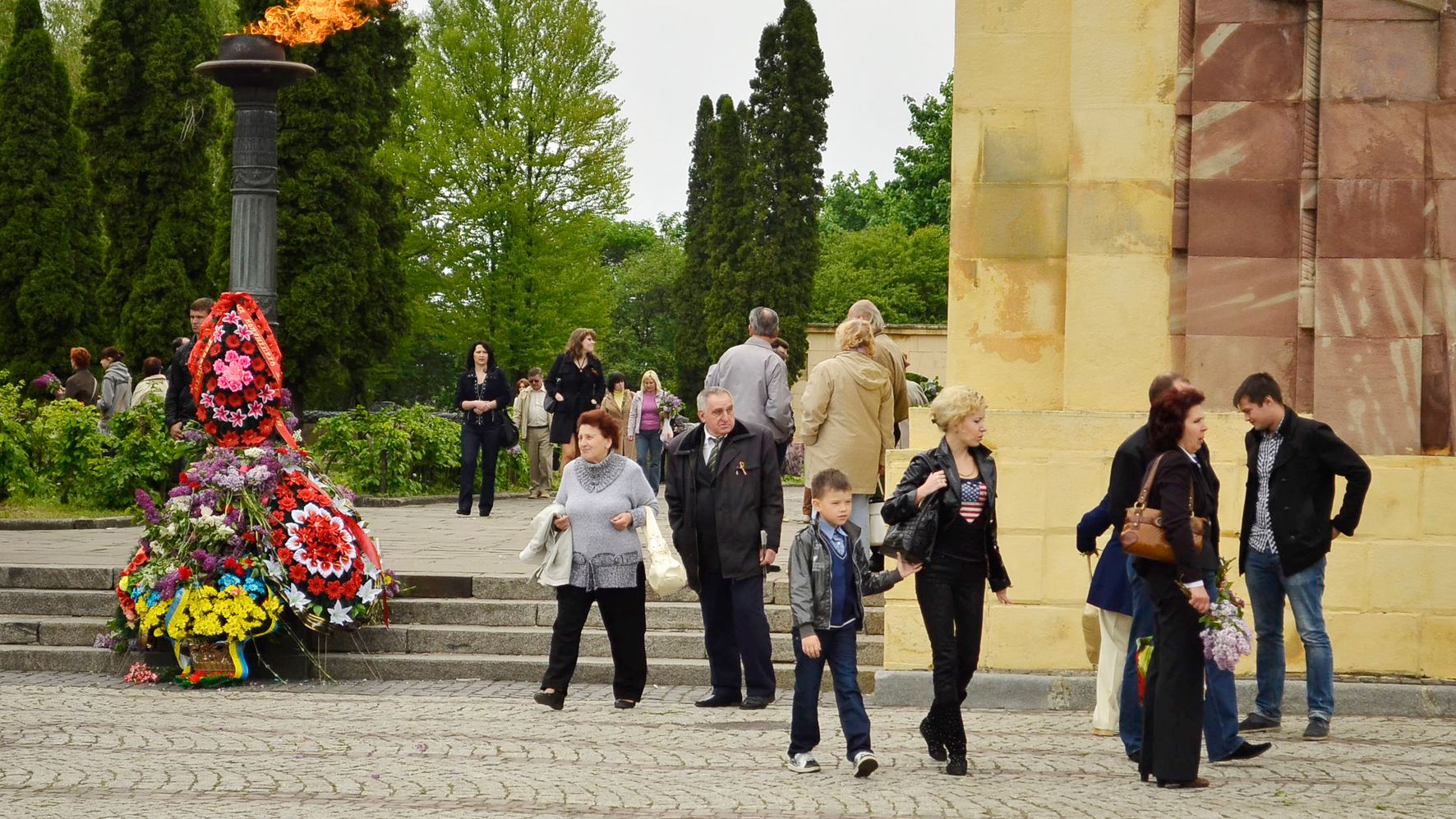 Насколько популяны 1 и 9 мая среди украинцев: данные социологов Насколько популяны 1 и 9 мая среди украинцев: данные социологов
