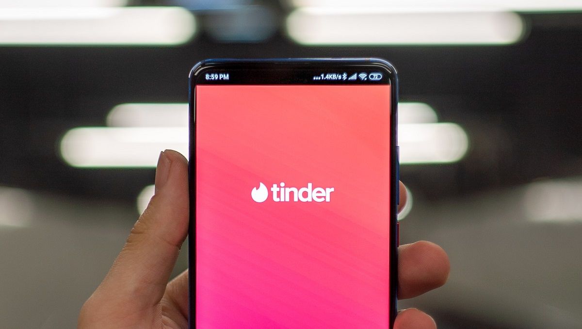 Tinder не працюватиме в Росії