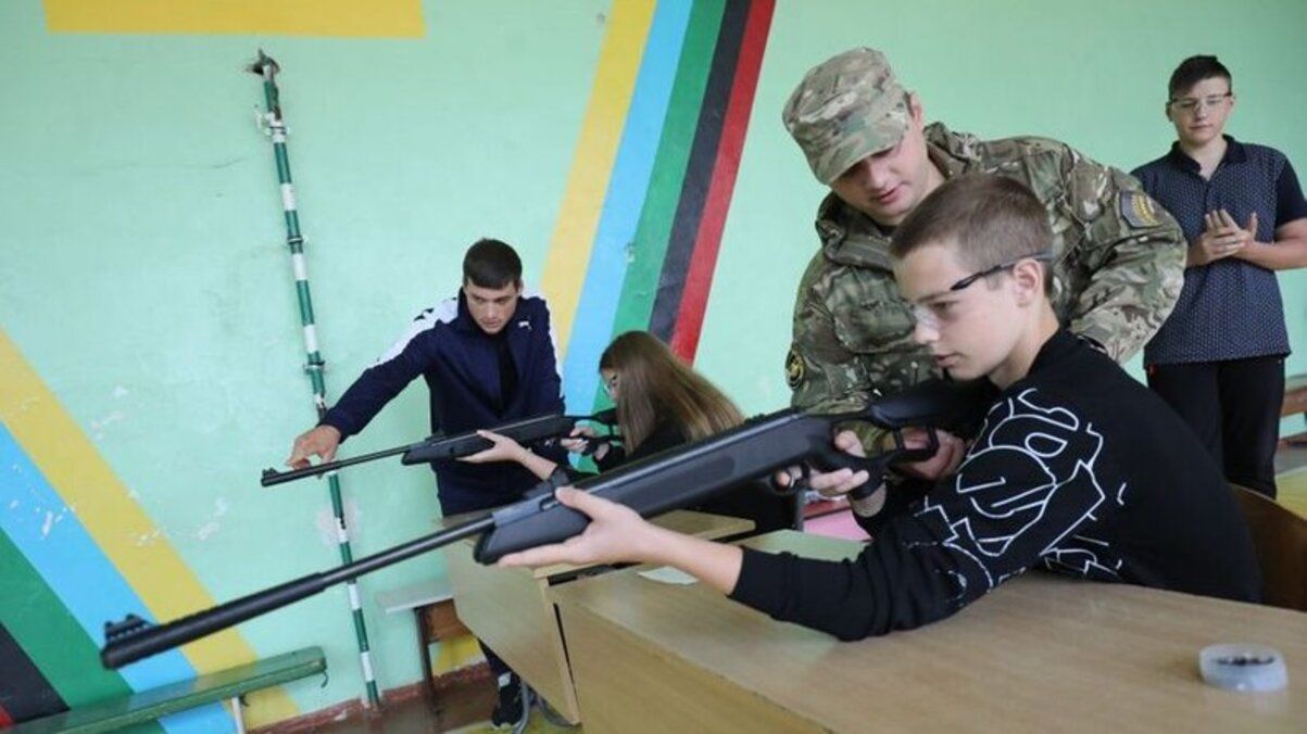 Военная подготовка – Львов – в городе создадут школьные центры для школьников