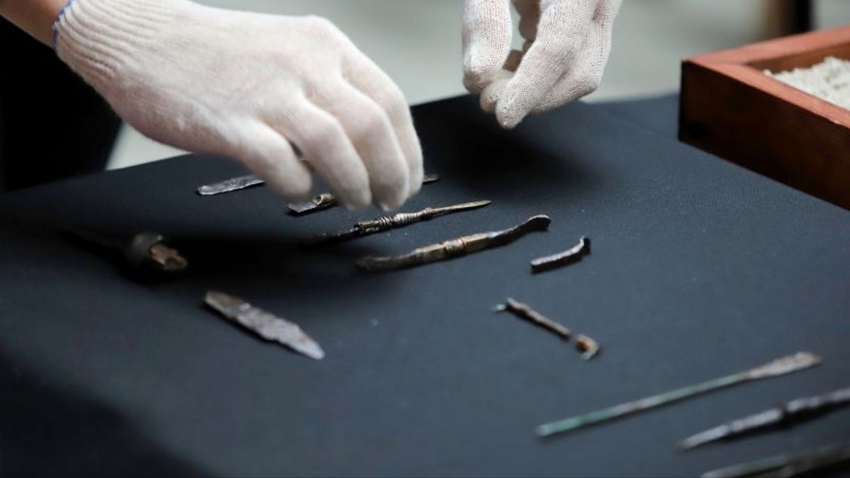 В Венгрии нашли 2000-летнюю могилу римского врача с коллекцией инструментов - Техно В Венгрии нашли 2000-летнюю могилу римского врача с коллекцией инструментов - Техно