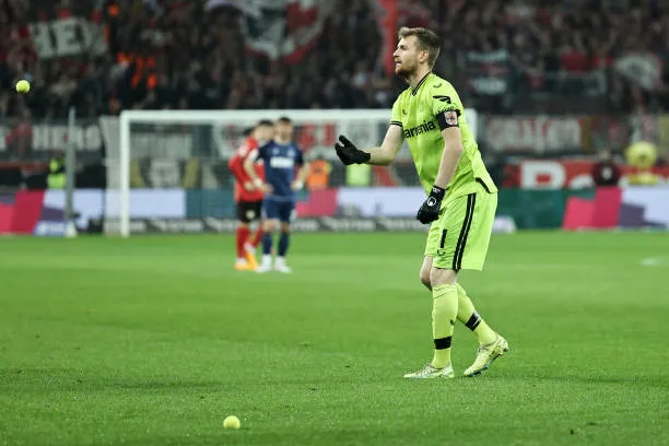 Акція протесту на матчі Баєр – Кельн Акція протесту на матчі Баєр – Кельн