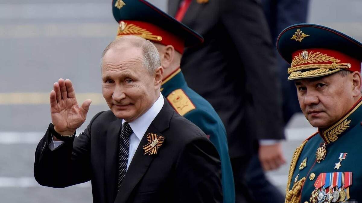 Владімір Путіна на параді 9 травня 