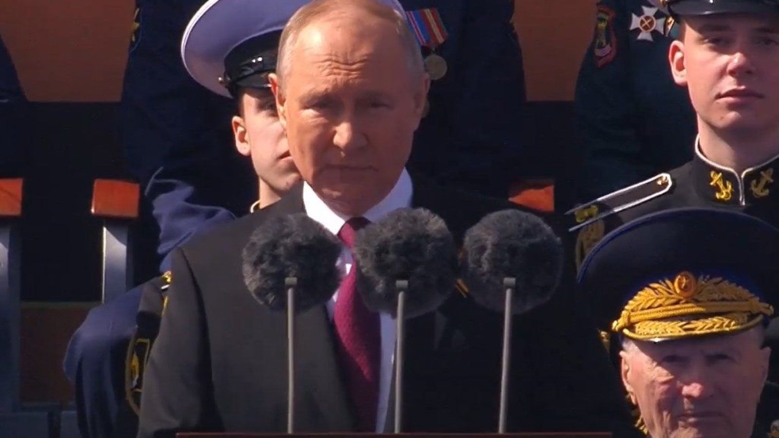 Путін пригнічений поразками власної армії Путін пригнічений поразками власної армії