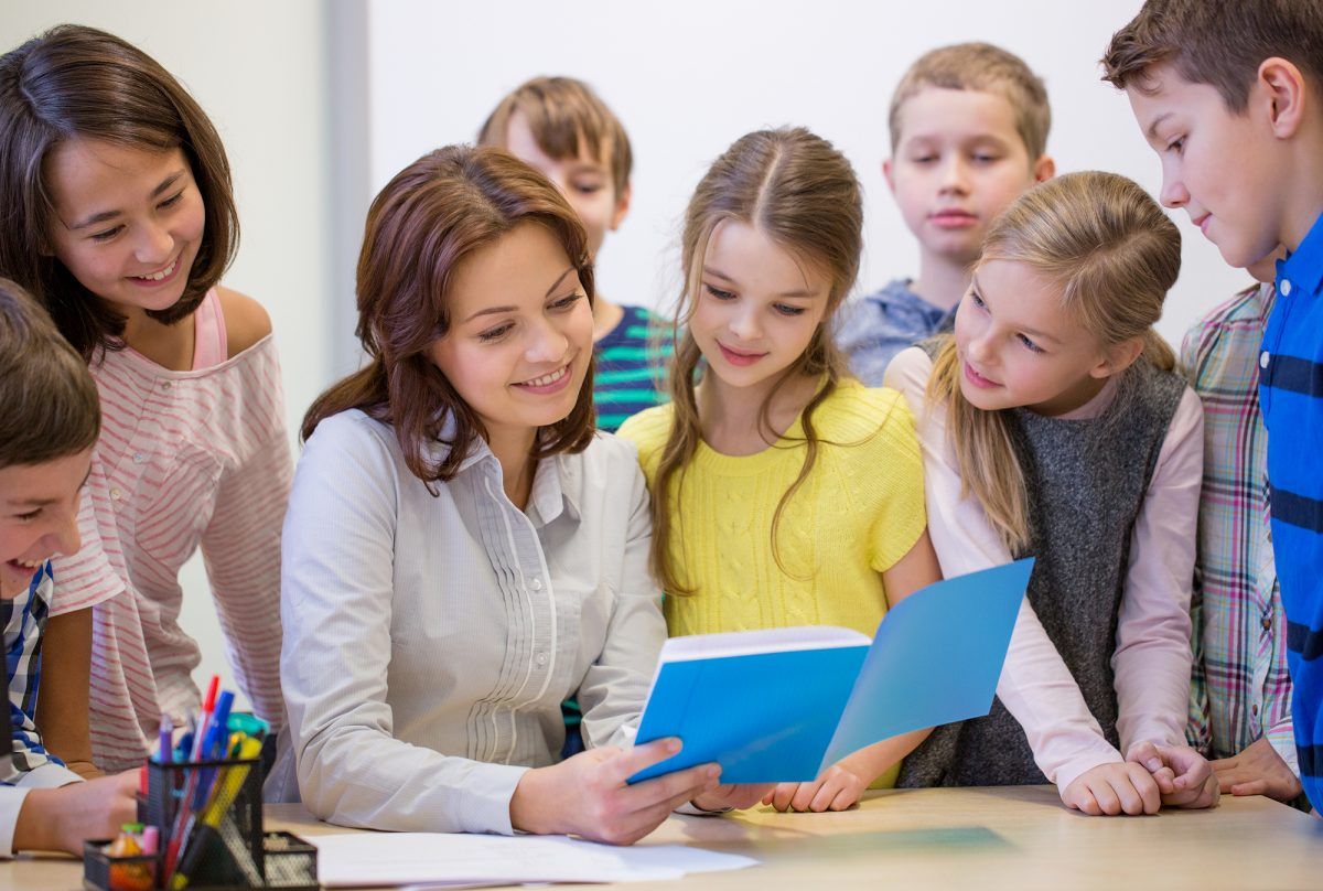 Зарплата вчителя - в Україні можуть преміювати педагогів за додаткові заняття
