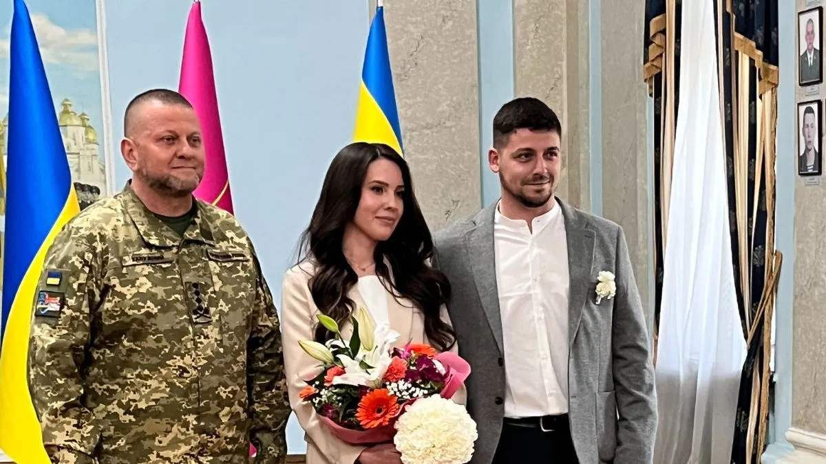 Залужний прийшов на весілля українців