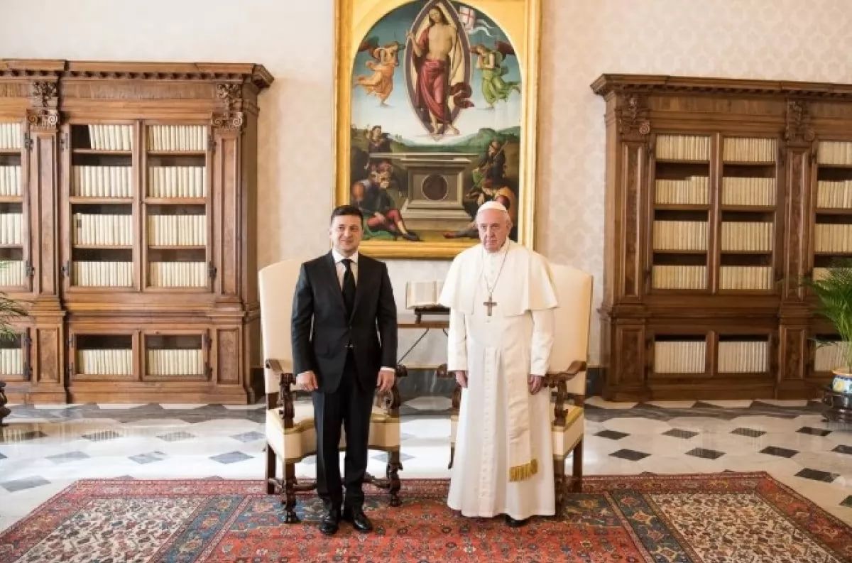 Зеленский может встретиться с Папой Римским - когда именно, что известно - 24 Канал Зеленский может встретиться с Папой Римским - когда именно, что известно - 24 Канал