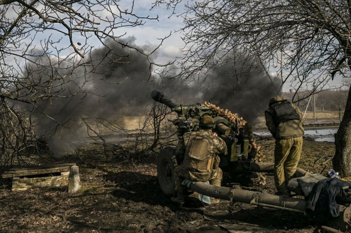 Українські військові поступово ламають хребет ворога у Бахмуті