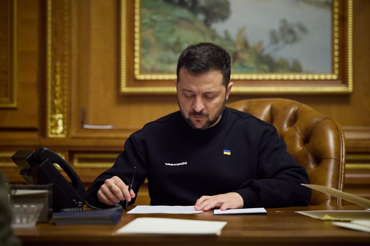 Володимир Зеленський та Ріші Сунак 12 травня 2023 провели розмову - деталі Володимир Зеленський та Ріші Сунак 12 травня 2023 провели розмову - деталі