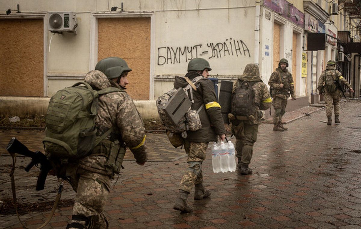 Триває надважка оборона Бахмута Триває надважка оборона Бахмута