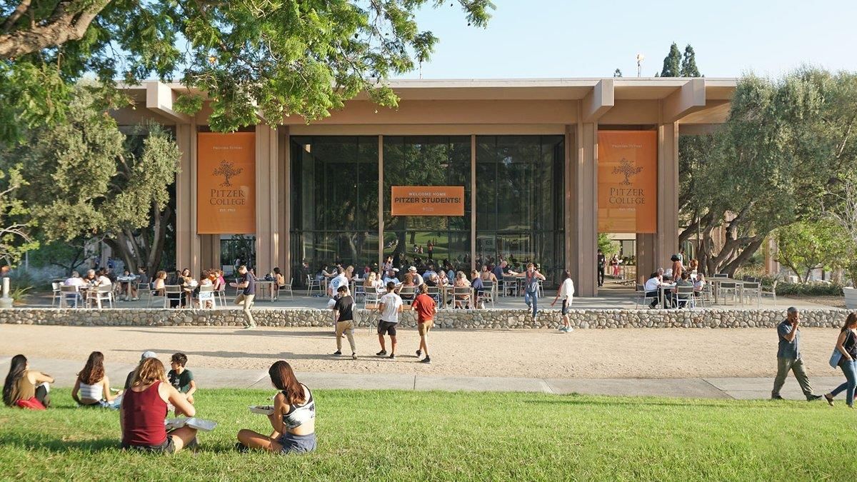 Літні канікули у США - коли американські школярі завершать навчання у 2023 році Літні канікули у США - коли американські школярі завершать навчання у 2023 році