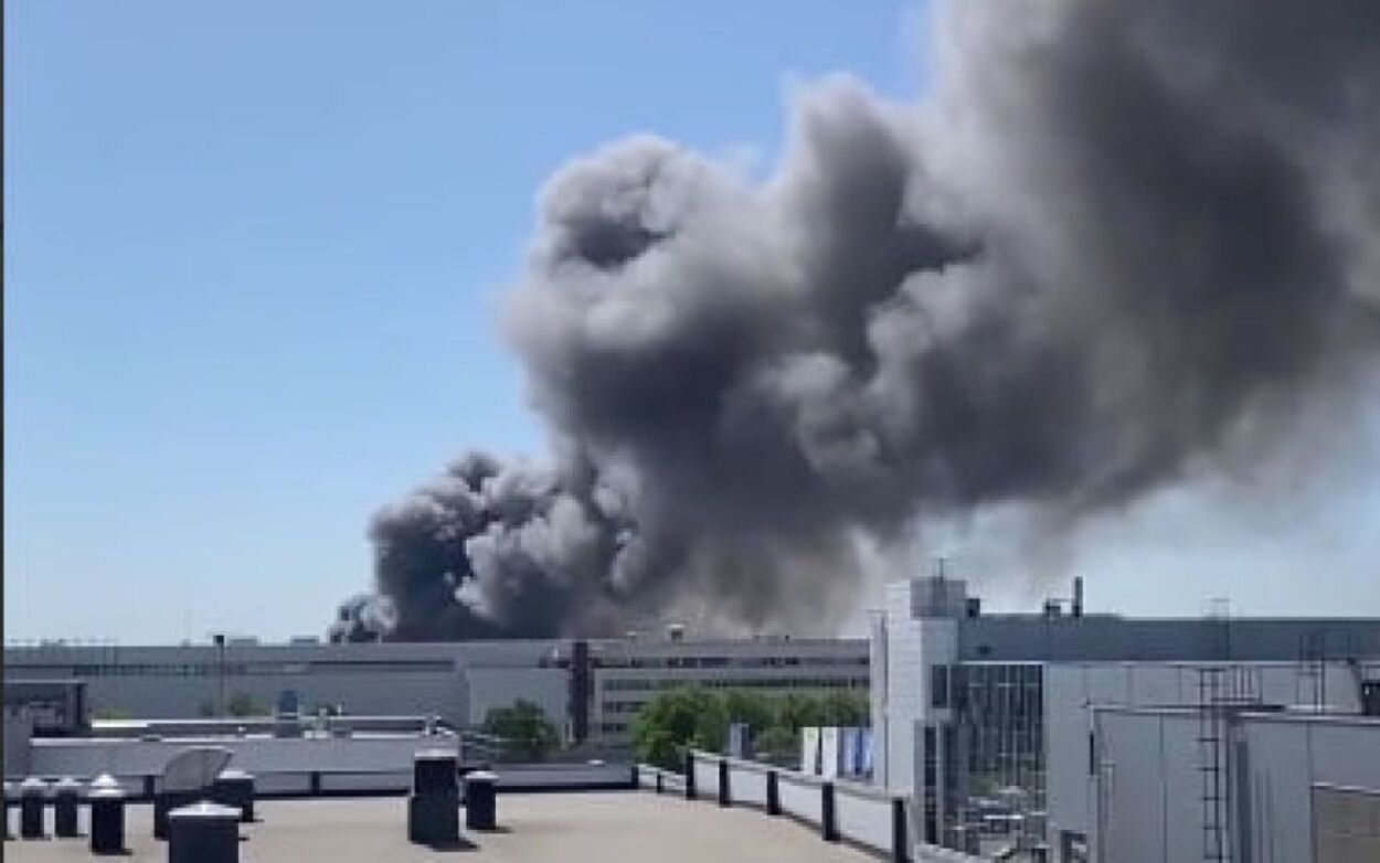 Пожежа біля заводу Москвич 16 травня 2023 - у Москві спалахнула пожежа - що відомо - 24 Канал