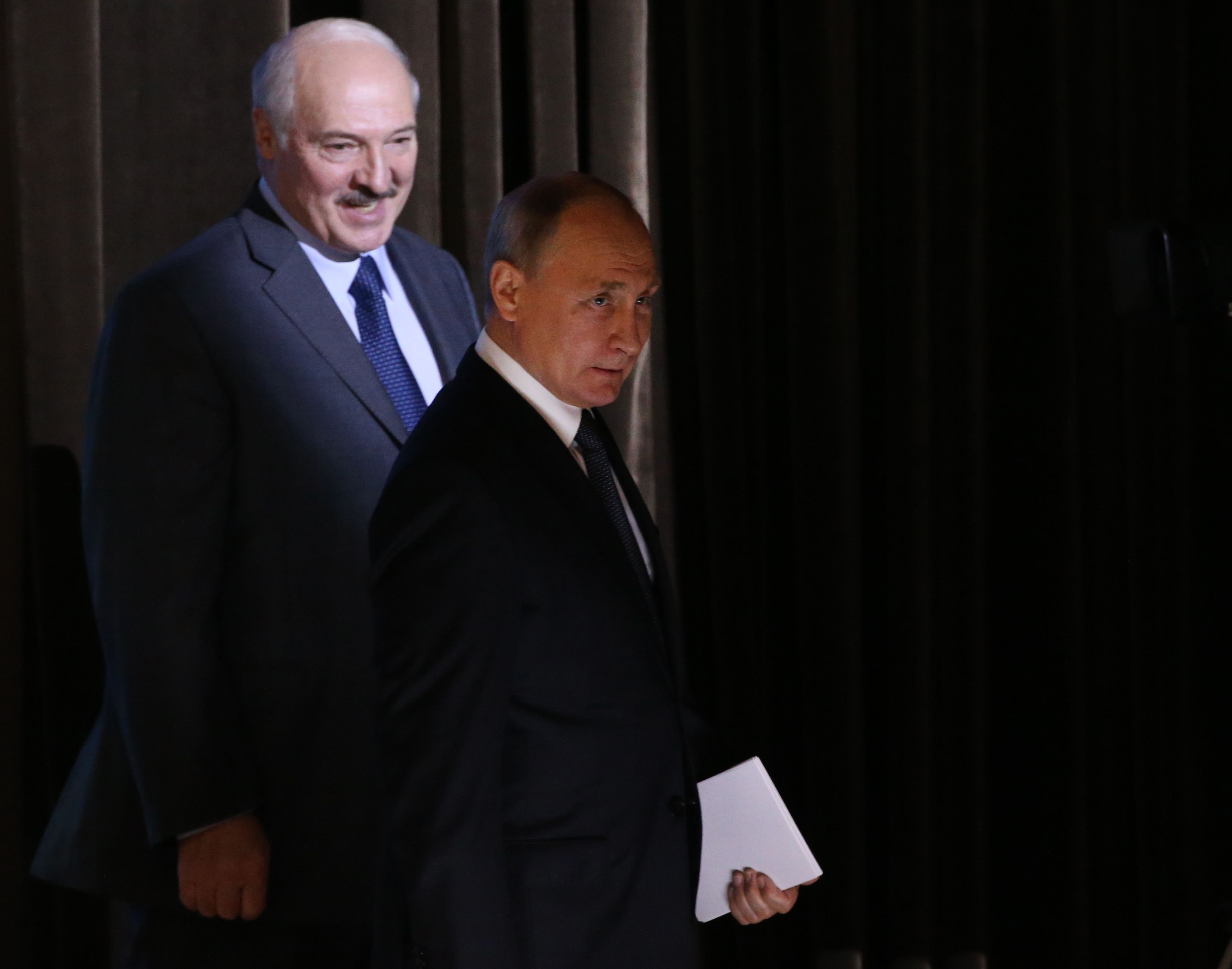 Путину пока не нужно смена власти в Беларуси