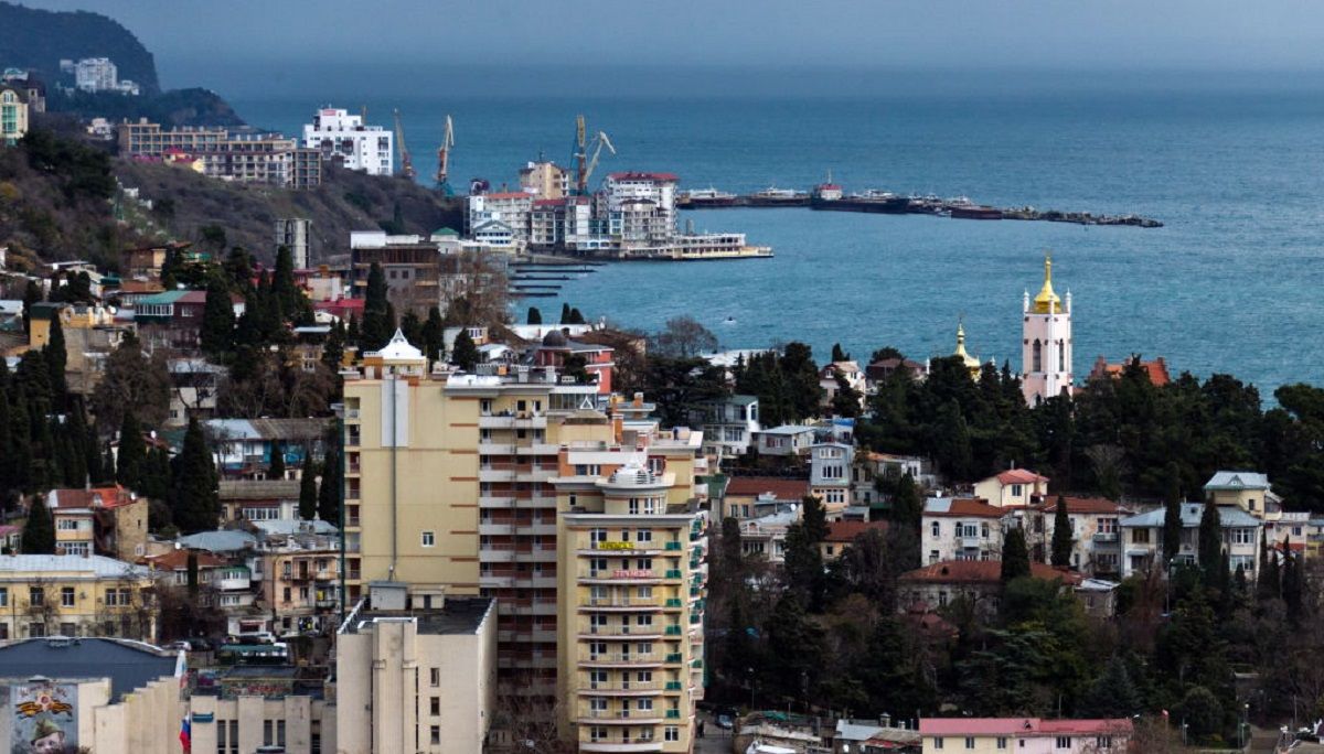 Звільнення Криму – росіяни вже масово продають квартири у Криму - 24 Канал