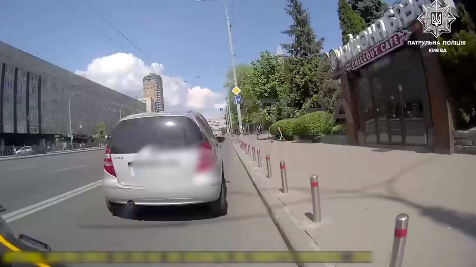 Песелідування у Києві – водій хотів втекти від поліції